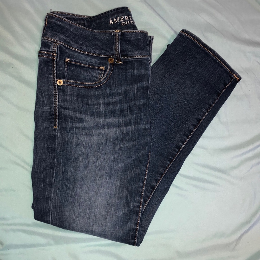 These Navy American Eagle Jeans are a size 2.